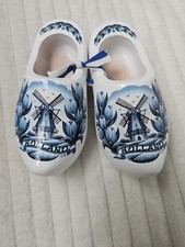 Vintage Holland Wooden Clogs Pair Blue White Hand Painted Dutch Souvenir Shoes