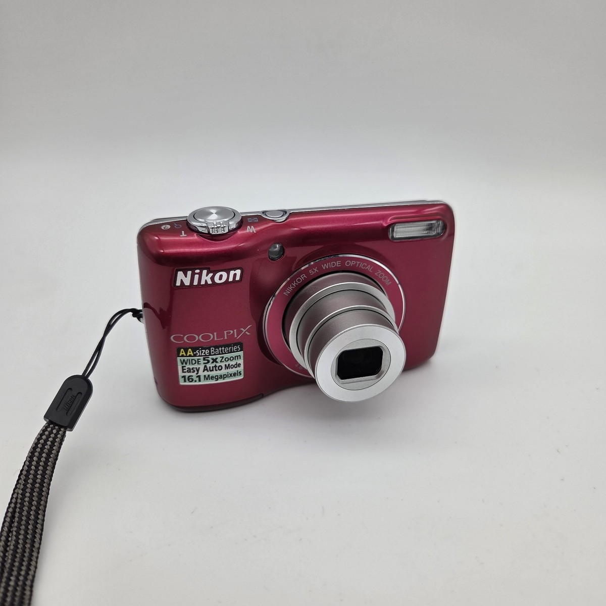 Nikon COOLPIX L26 Point & Shoot Digital Camera 16.1MP Wide 5x Zoom