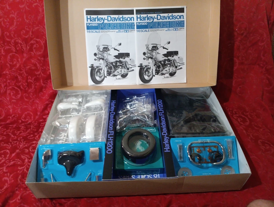 M7 Tamiya Ha Ray Davidson Flh1200 Police Bike 1/6 Model 16016 8500 rare vtg kit - Image 2 of 3
