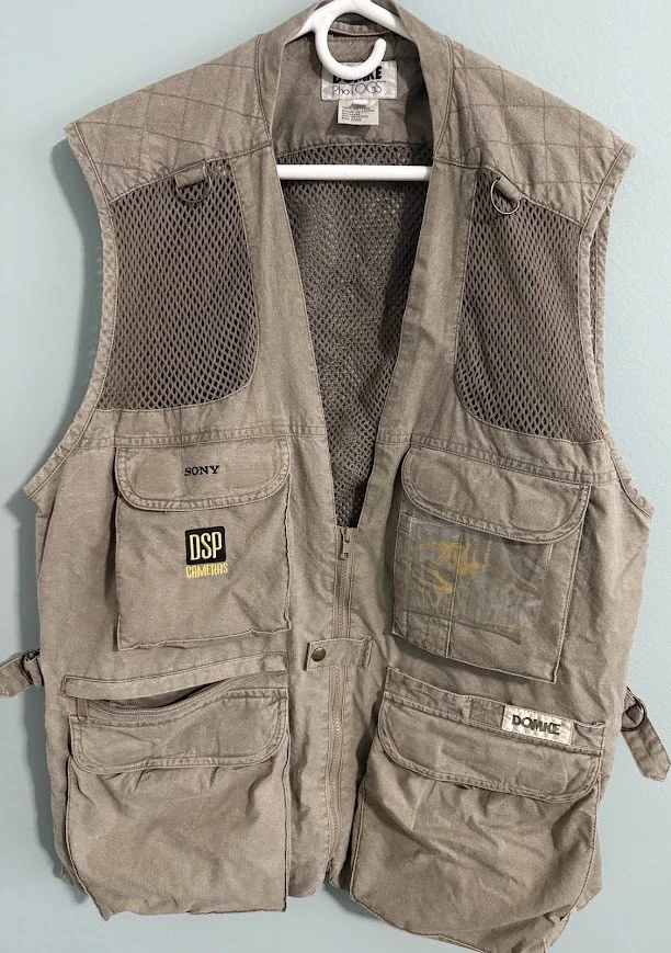 DOMKE PhoTOGS Vest Men’s Size L - Photo Photography Utility Mesh Outdoors Khaki