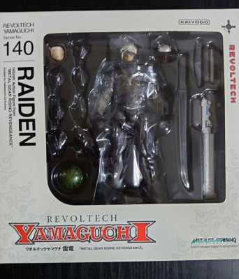 Revoltech Yamaguchi No.140 METAL GEAR RISING REVENGEANCE