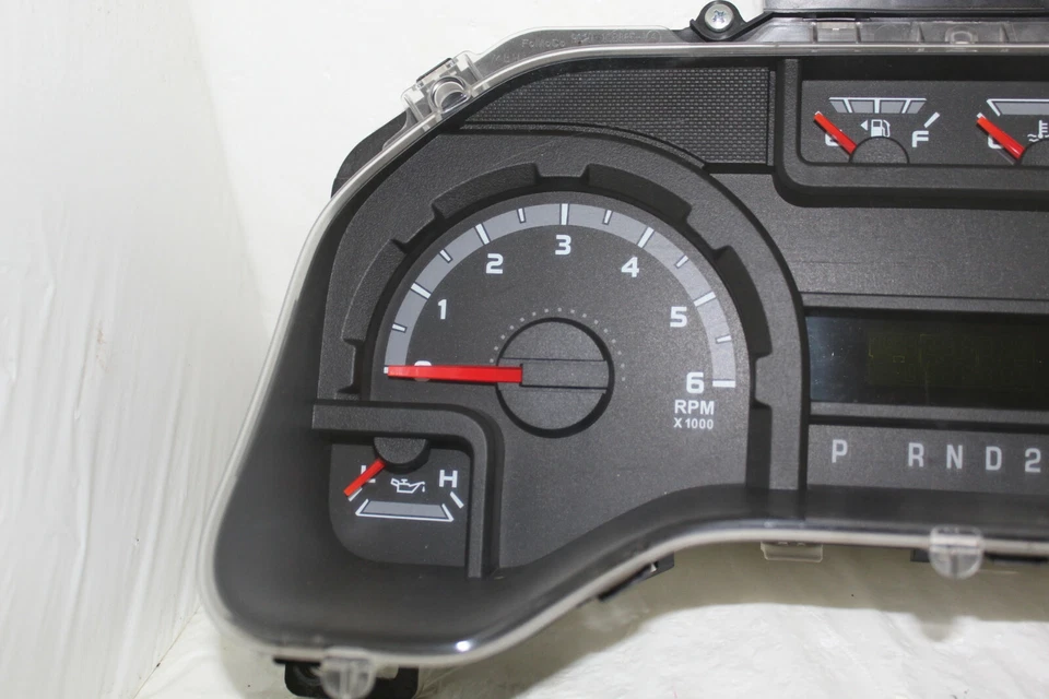 Cuadro de instrumentos velocímetro 2011 Ford E150/E250/E350 furgoneta indicadores 200.887 millas Foto 3 de 4