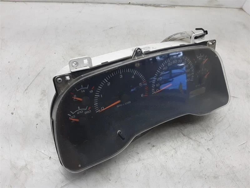 Speedometer Cluster With Tachometer MPH 99 Dodge Ram 1500 56020618AE - Image 2 of 4