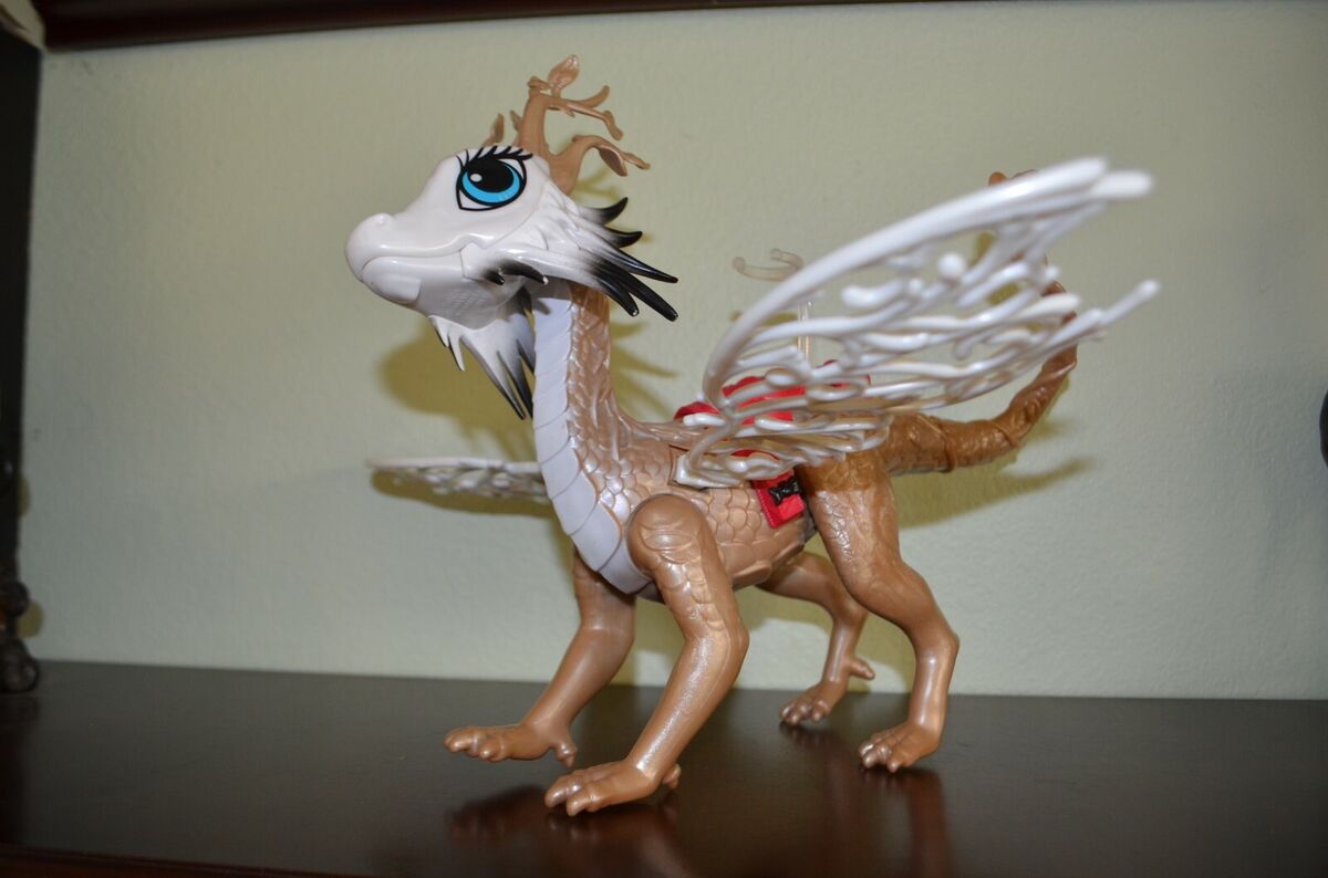 Mattel Ever After High Apple White's Dragon Braeburn