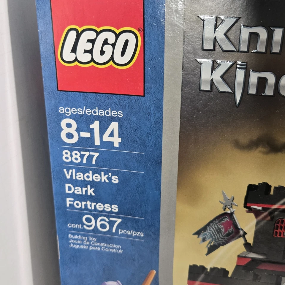 Lego 8877 Vladek's Dark Fortress Knight's Kingdom de colección nuevo y sellado 2005 TOTY Foto 3 de 4