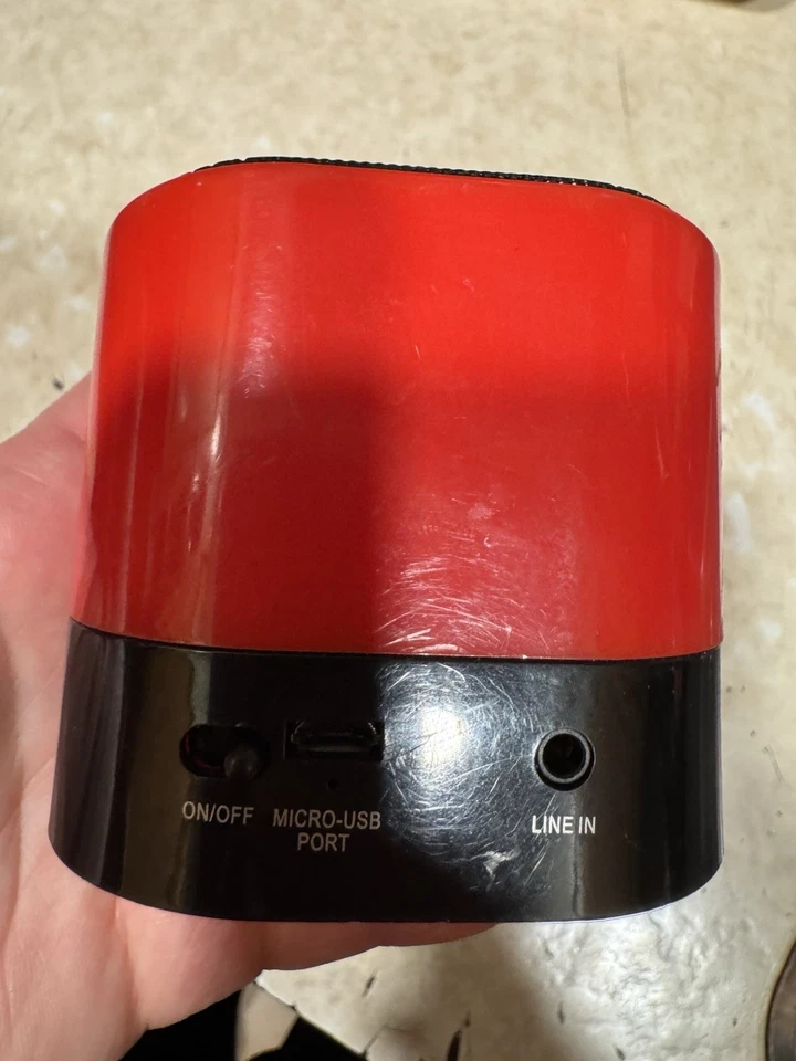 Sistema de alto-falante portátil Polaroid PBT502 função de chamada Bluetooth - Imagem 2 de 4