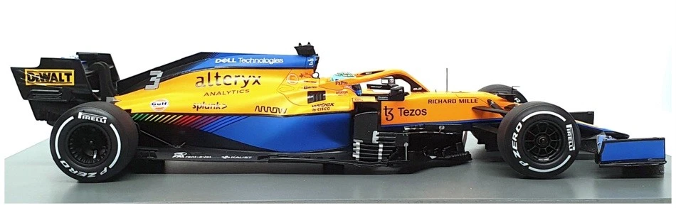 Spark 1/18 Scale 18S602 - F1 McLaren MCL35M 1st Italian GP 2021 D. Ricciardo — 第 3/4 张图片