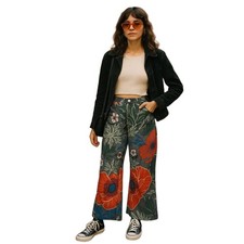 Vintage-Inspired Bold Floral Wide-Leg Pants