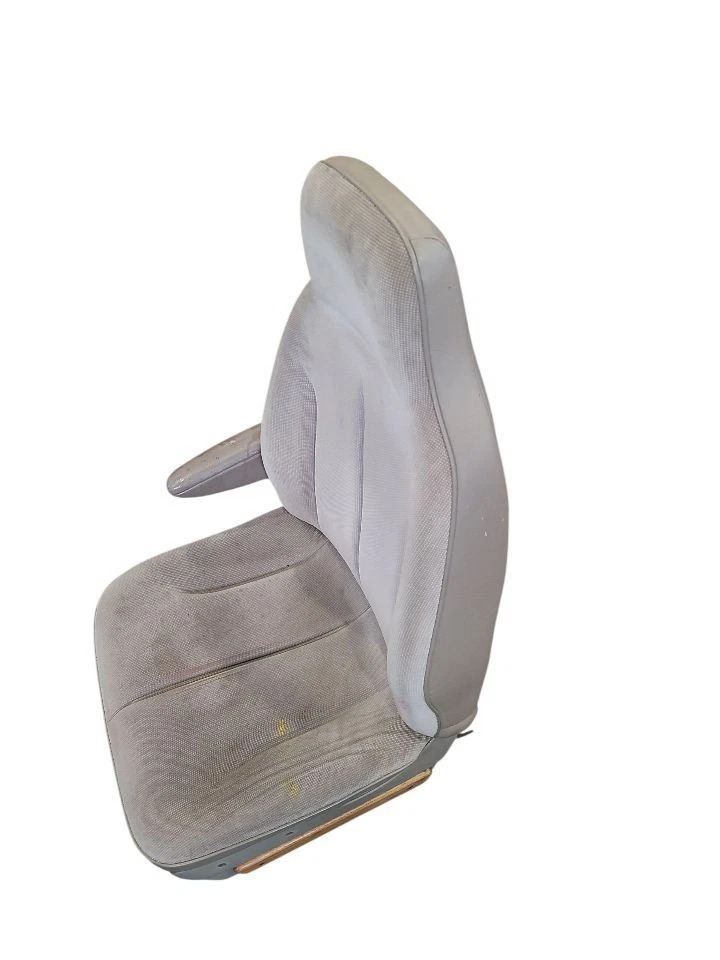 Front Driver Seat Fits 1995 CARAVAN 642085 Foto 3 de 4