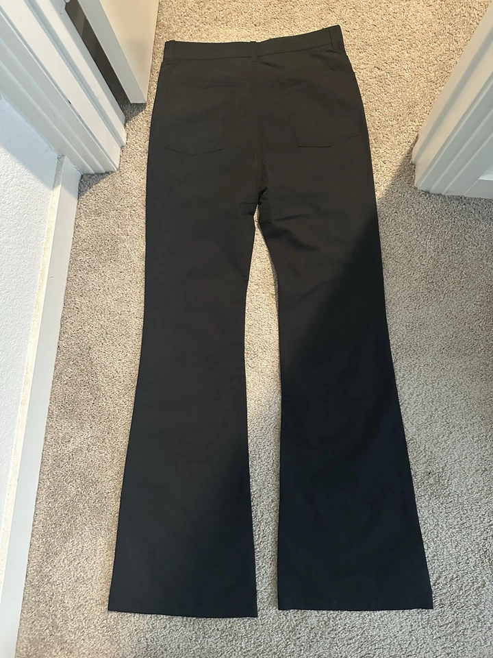 Pantalón acampanado Balenciaga Foto 2 de 4