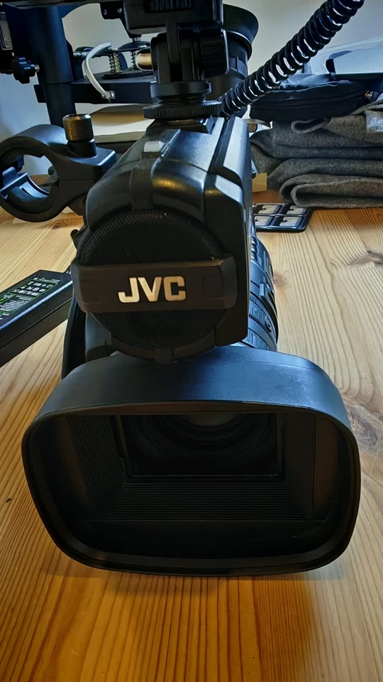 JVC Professional Broadcast Camera with HD Field Monitor - Image 4 of 4
