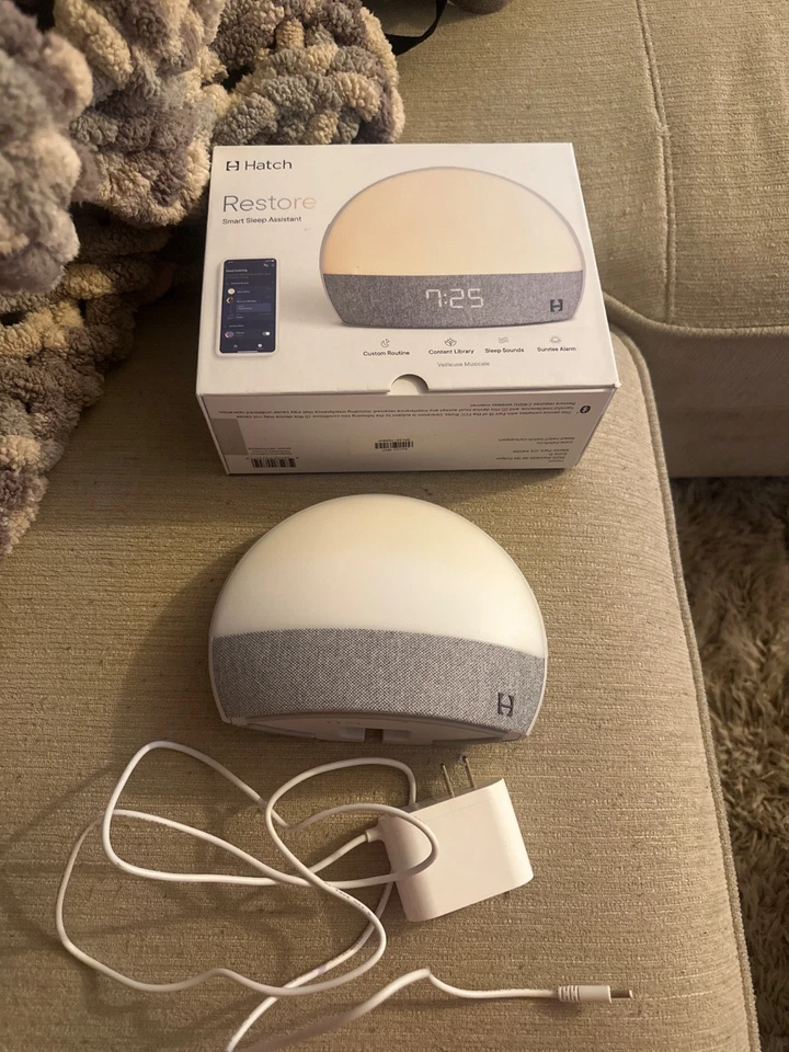 Hatch Restore Smart Sleep Assistant - Image 2 of 4