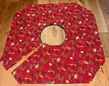 Hand Crafted Victorian Santa Red and Green Christmas Tree Skirt - 55 x 55 Inches