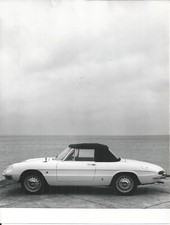 1966 ALFA ROMEO 1.6 SPIDER DUETTO PUBLICITY B/W PHOTOGRAPH