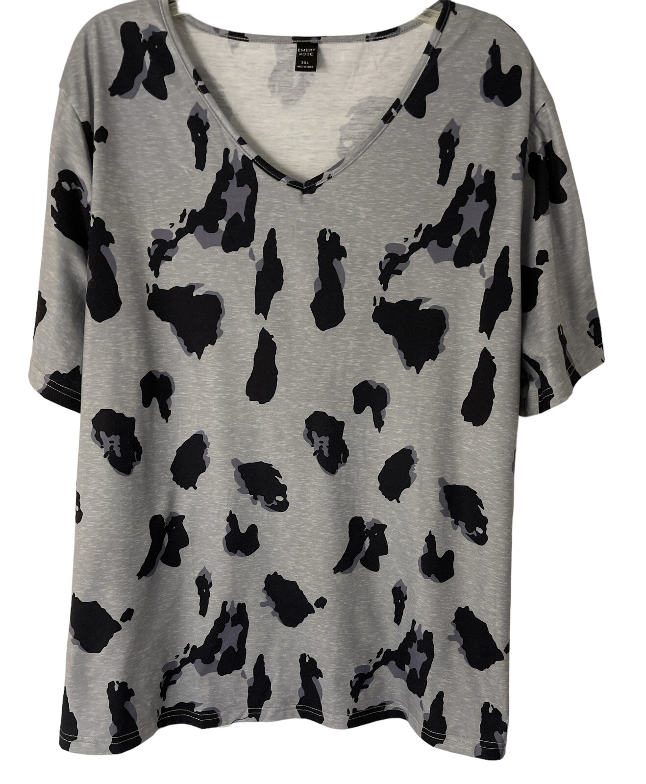 Emery Rose Top Womens 3XL Gray Black Stretch Knit V-Neck Short Sleeves Plus Tee