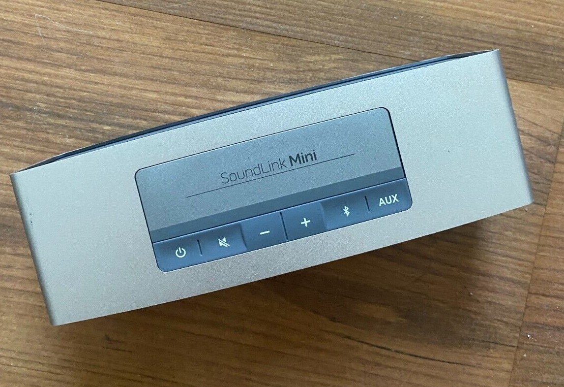 Bose SoundLink Mini Bluetooth Speaker - AS IS/ FOR PARTS OR
