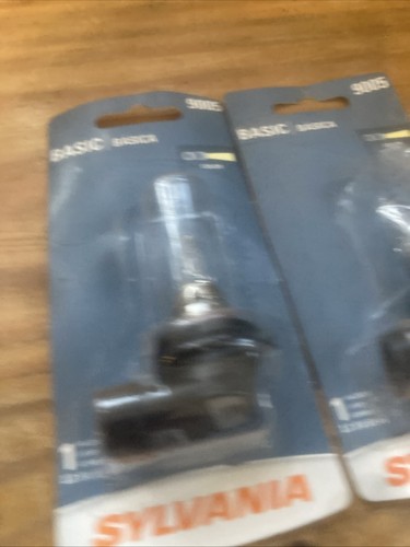 SYLVANIA 9005 BASIC Headlight Bulb 2 Unused Light Bulbs - Bild 2 von 4