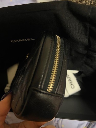 Auténtica bolsa cosmética de maquillaje de piel de caviar CHANEL negra/dorada marca de coco sin usar - Imagen 5 de 8