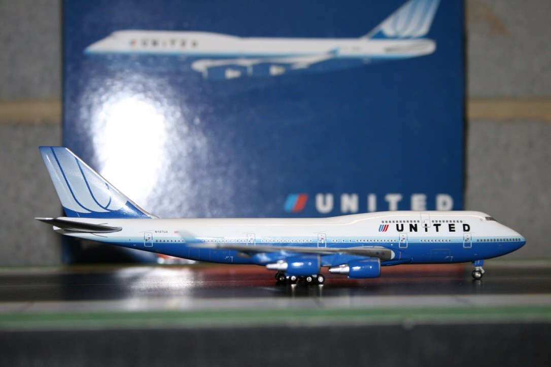 Gemini Jets 1 400 United Airlines Boeing 747-400 N197UA (gjual 1020) modelo de avión Gemini Jets 1 400 United Airlines Boeing 747-400 N197UA (gjual 1020) modelo de avión