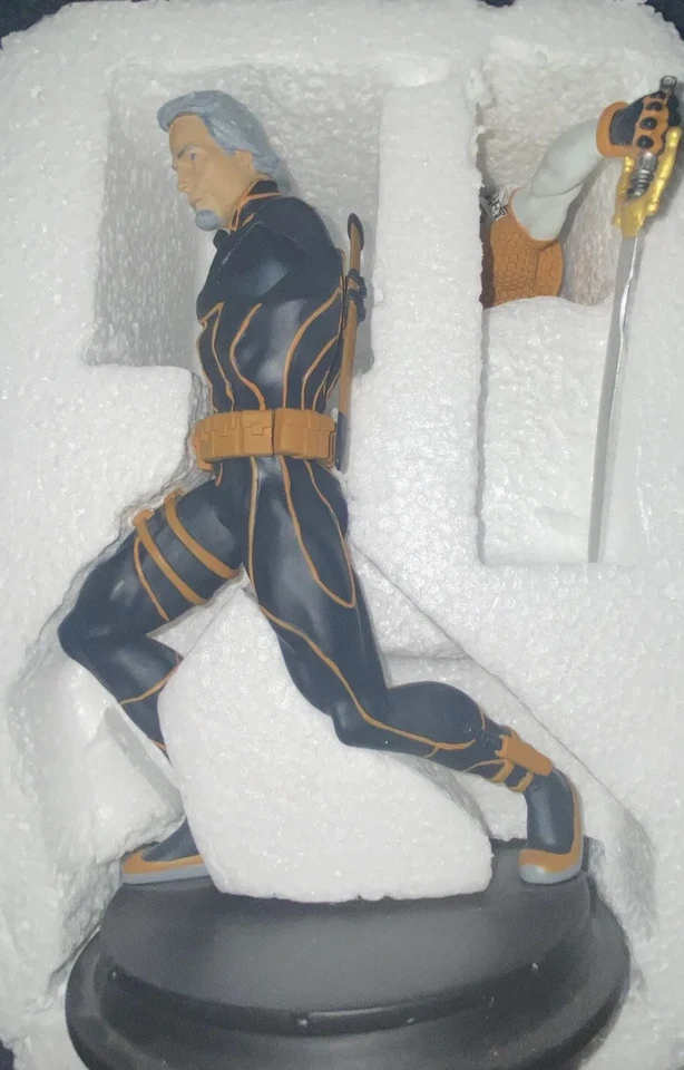 DC Comics DEATHSTROKE Renacimiento (Desenmascarado) Estatua Coleccionable-Icono Héroes #3/500 Foto 2 de 4