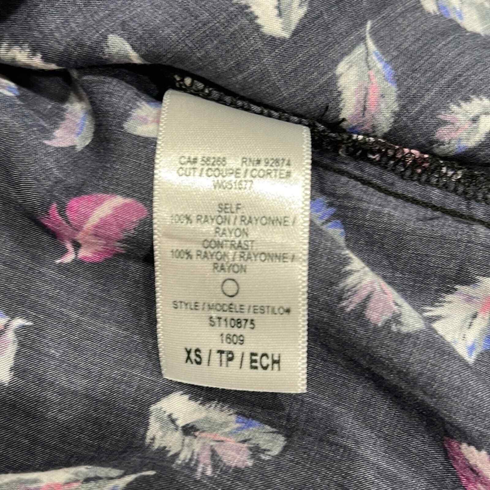 Splendid Feather Print Split Neck Sleeveless Top … - image 6