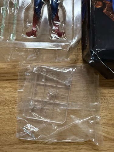 Kaiyodo Revoltech Amazing Yamaguchi Marvel Spider Man Ver 2.0 Authentic *open* - Picture 5 of 9