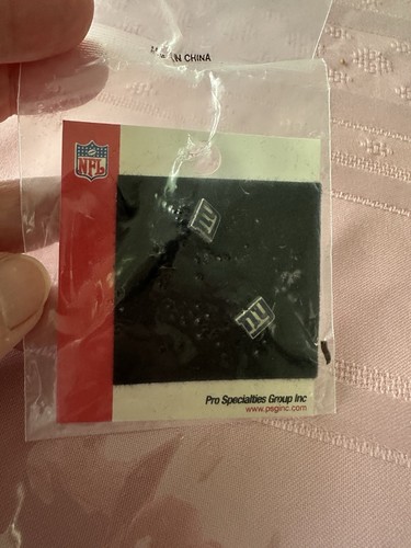 BRAND NEW NFL STUD EARRINGS NEW YORK GIANTS NICKEL FREE FOOTBALL FAN ACCESSORY - Picture 3 of 6