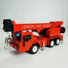 Siku 1:55 Scale London Fire Brigade Red Diecast Crane Lorry Diecast Model