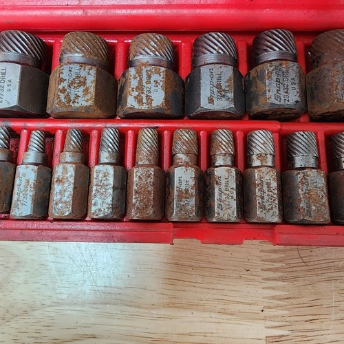 Snap On REX25A 25 Place Screw Extractor Set *missing 1* - Picture 6 of 8