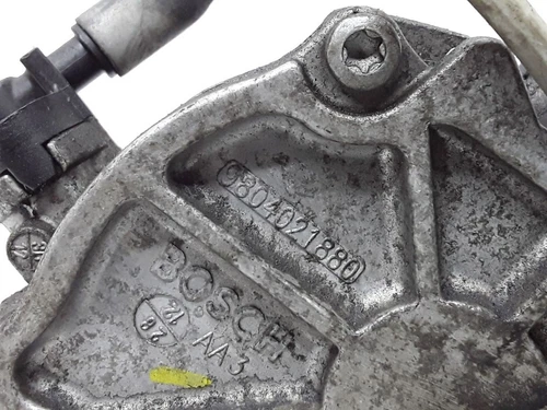 Volvo V60 2012 Diesel 84kW Vacuum pump 9804021880 LGI89237 - Picture 4 of 4