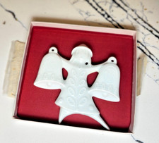 1973  HAVILAND Limoges FRANCE Porcelain DANCING BELLS  Christmas Ornament