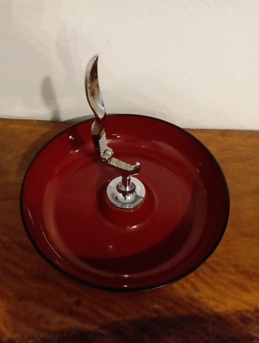 MCM Vintage Lacquer Ware Nutcracker Dish Bowl Red Vintage Japan Entertain Nut - Picture 3 of 7