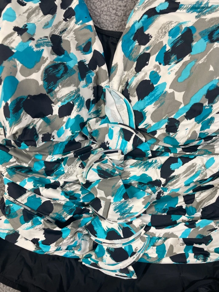 Traje de baño INC International Concepts One Piece negro para mujer talla 18W” Foto 2 de 4