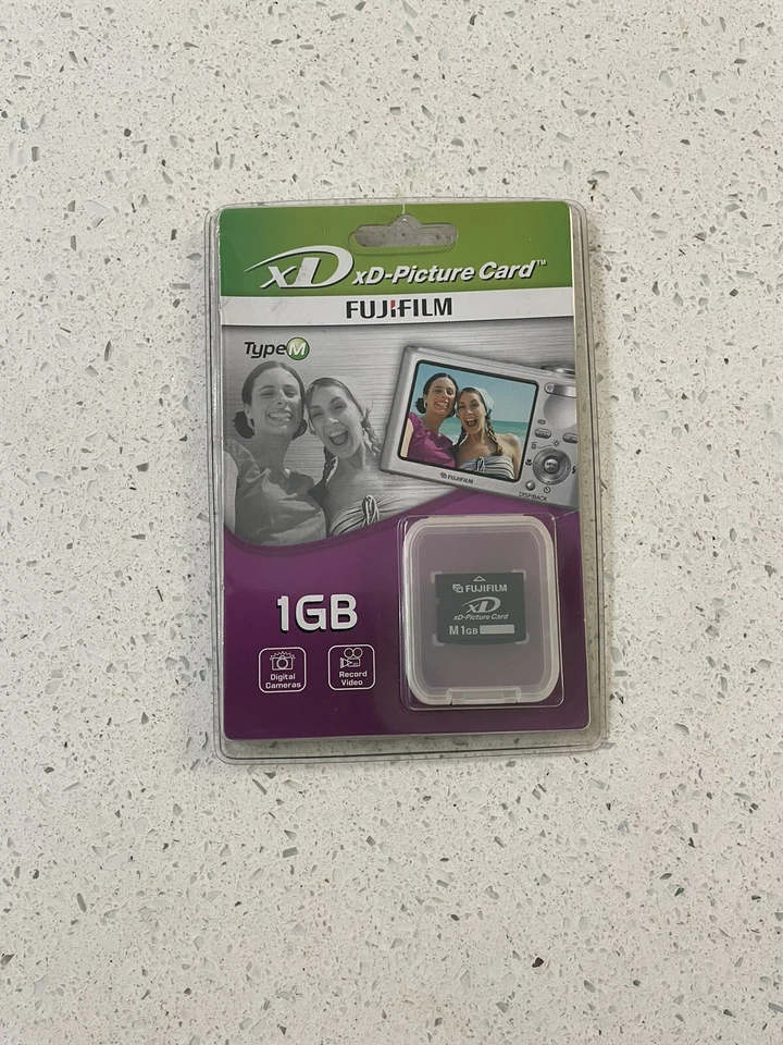 NOS Fujifilm XD Picture Card Type M 1GB Camera Memory Card - Image 2 of 2