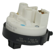 Druckschalter Niveauschalter Waschmaschine für  WHIRLPOOL 481227128554