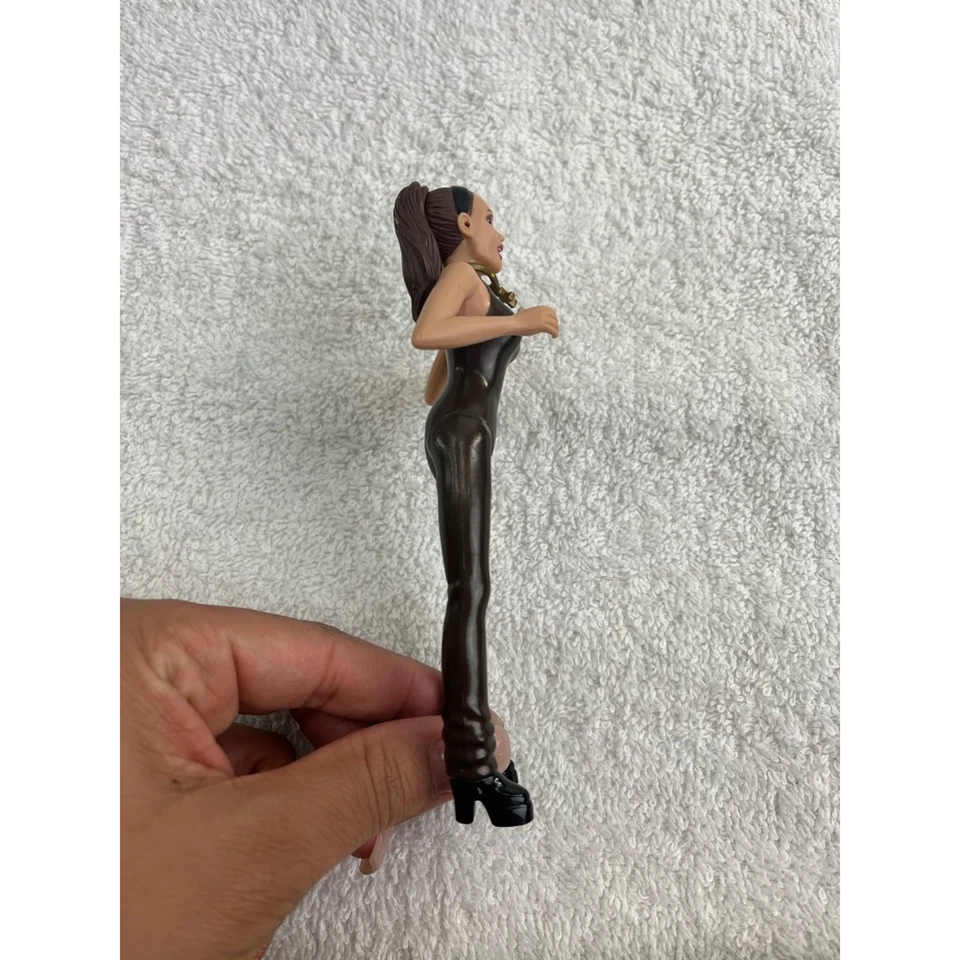 Boneco de ação Toymax Spice Girls Posh Spice Victoria Beckham 1998 6" boneca cruz - Imagem 3 de 4