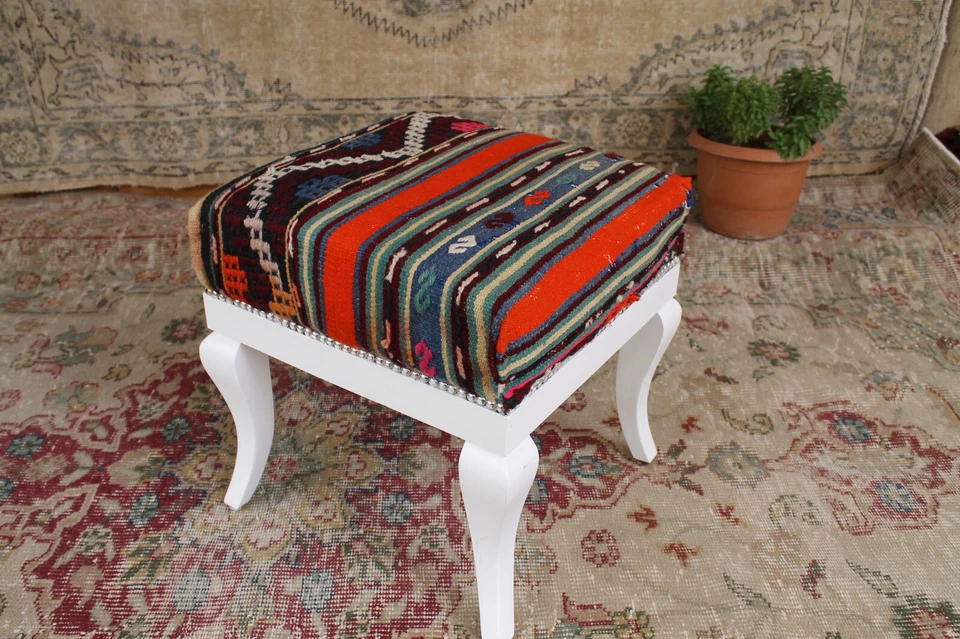 Vintage Oriental Kilim Pouf – Handmade Ottoman Footstool Boho Home Decor - Image 2 of 4