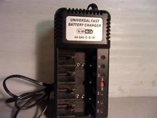 Universal Fast Battery Charger AA-AAA-C-D-9V *FREE SHIPPING*