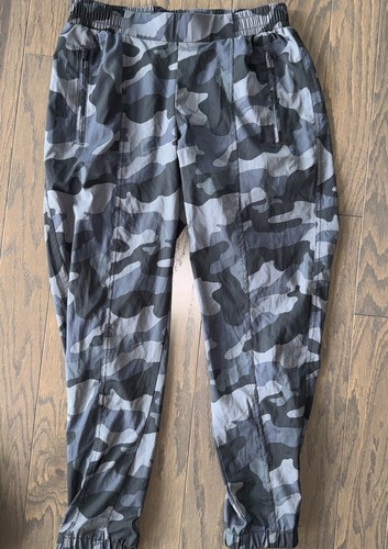 Old Navy Jogginghose Stretch Y2k Tech Parachute Damen Medium Camo leicht blau - Bild 7 von 7