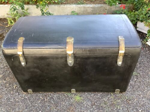Antique 1900 Year Car Rear Dresser Trunk Covered with Pegamoid-