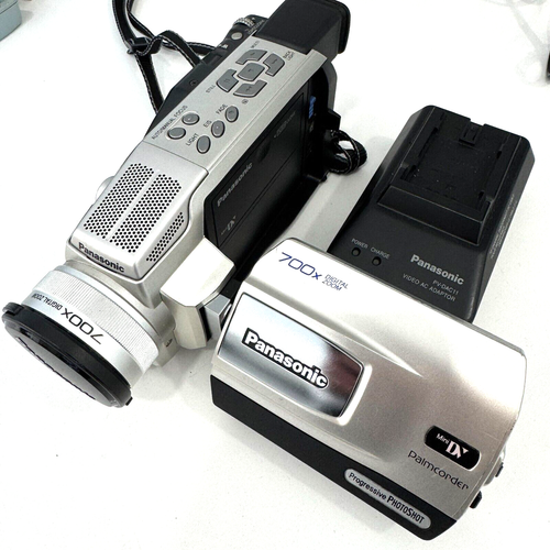 Panasonic PV-DV53D DV Mini Camcorder 700X Zoom - Read! Screen No Work