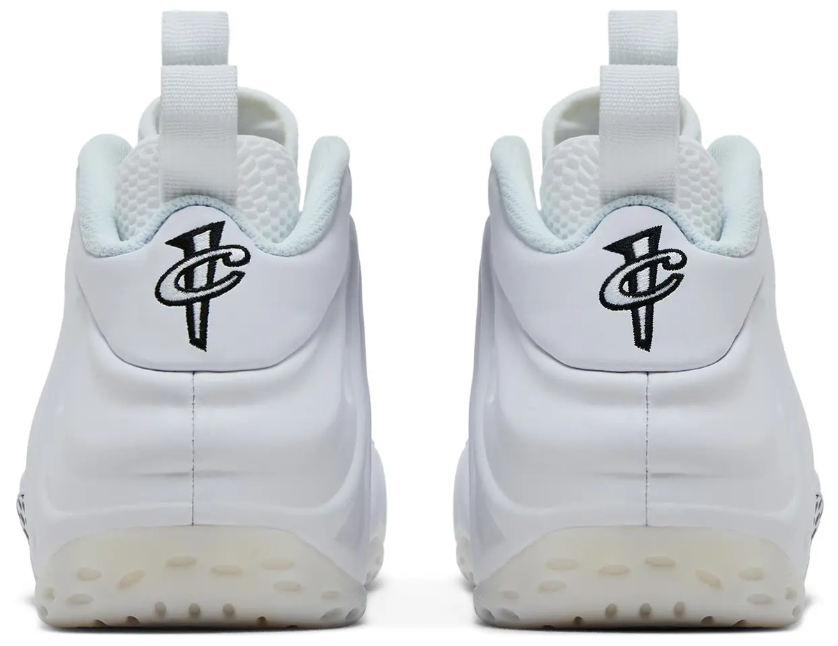 Brand New Nike Air Foamposite One Triple White Sneaker HJ5195-100 Men\'s Size 8.5 Nike Air Foamposite One Triple White HJ5195-100 Release Date main image 4
