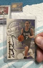 1997-98 Skybox Premium - Autographics Bobby Hurley (AU)