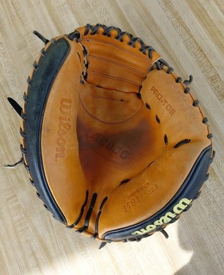 Wilson A2000 1791 32.5” Catchers Mitt Made In Japan Right Handed
