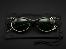 Vintage 1950s Cool-Ray Polaroid 183 Cat Eye Sunglasses Black Green Lens  a case