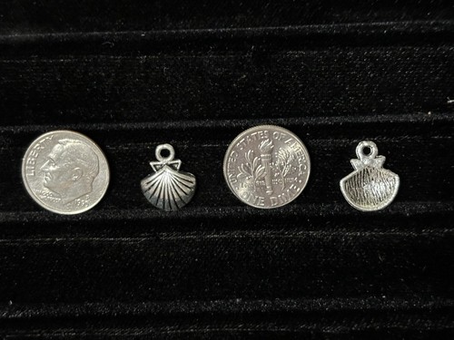 Seashell Small antique silver Necklace pendant bangle Charm bracelet 1 Pc - C21 - Picture 4 of 4