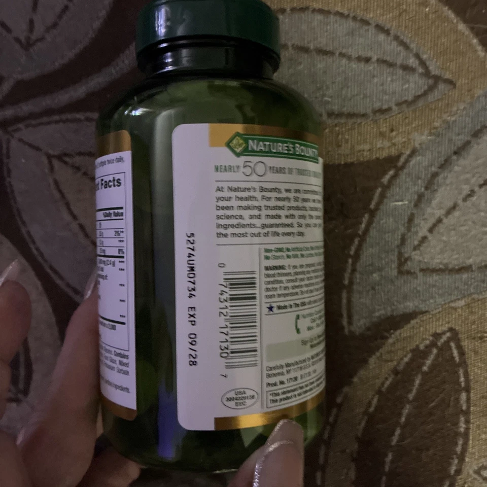 Nature's Bounty 鱼油 2400 毫克有效期至:2028 年 9 月 全新!! — 第 4/4 张图片