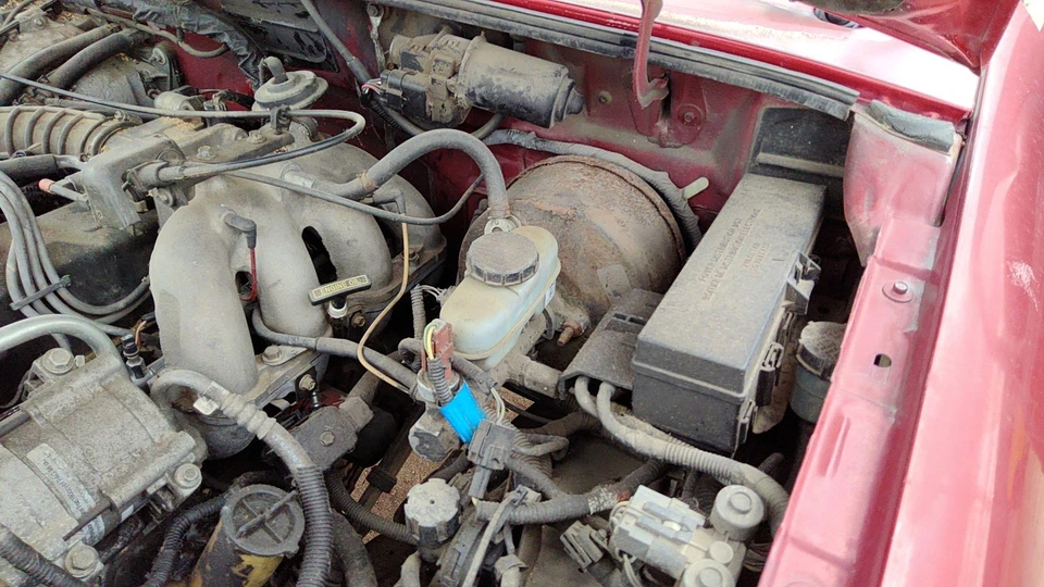 Mazda B2500 1998-2001 potenciador de freno con juego de pares de cilindros maestros OEM Foto 3 de 4