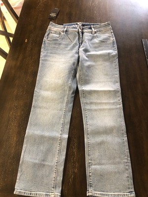 New NWT Hudson Size 8 Icy Blue Jeans Straight Bootcut 