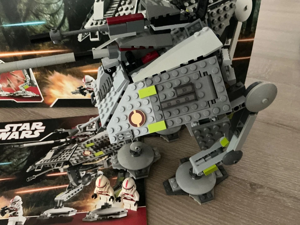 LEGO Star Wars 7671 AT-AP Walker, photo 3 sur 5